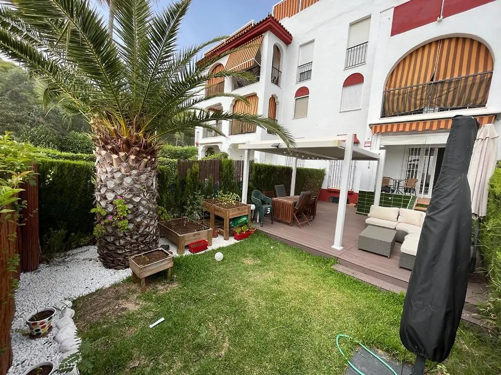 Precioso Apartamento Con Ubicacion Perfecta En Playa Islantilla contacts